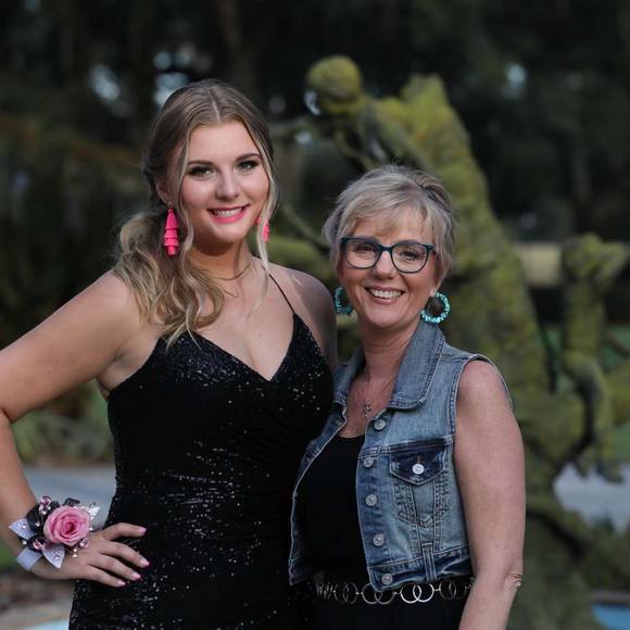 Meet your Posher, Tracey - Picture 1 of 1